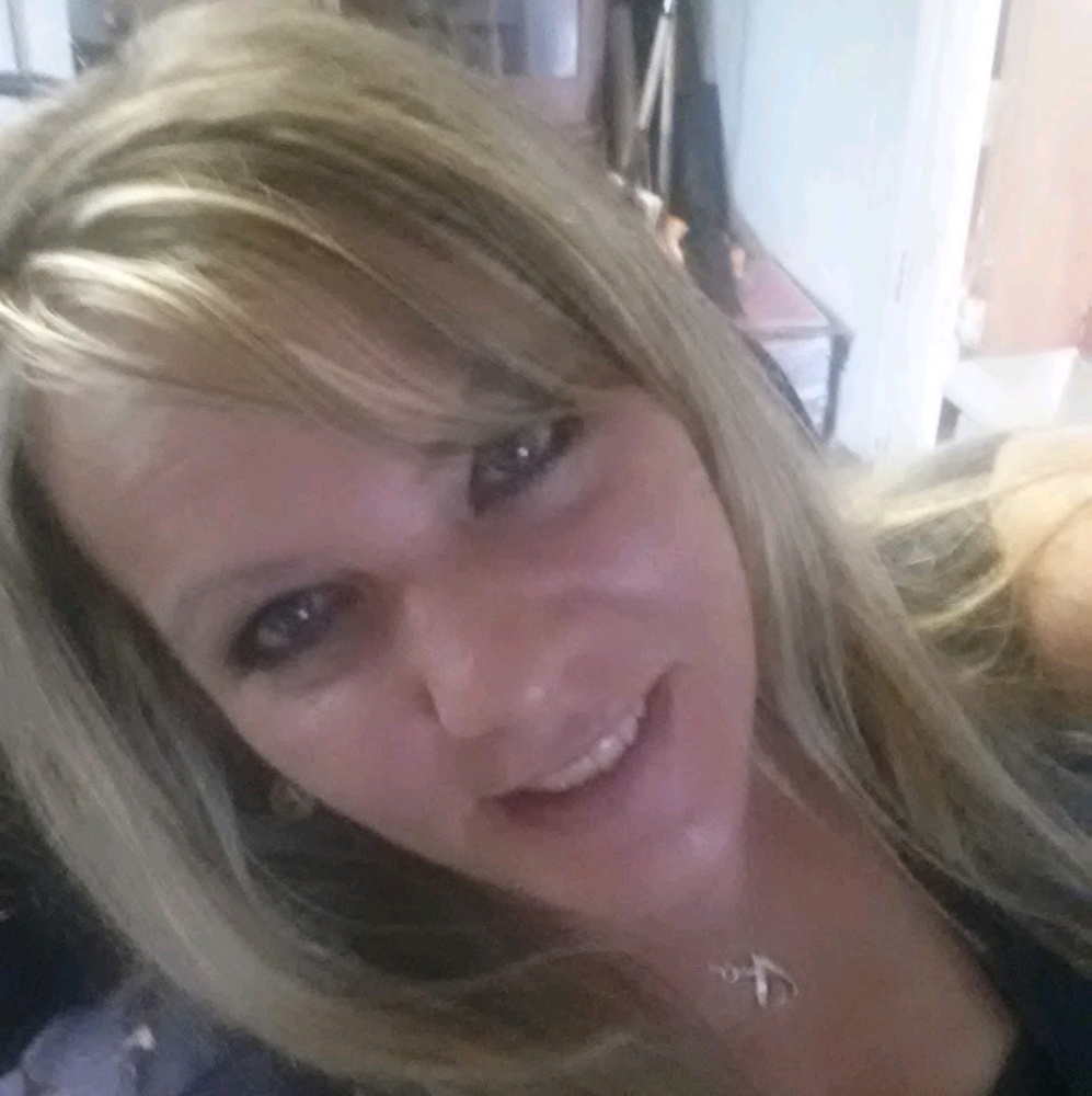 Meet your Posher, Candece